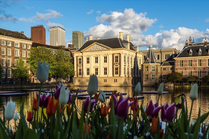 The Hague Scavenger Hunt and Best Landmarks Self-Guided Tour
