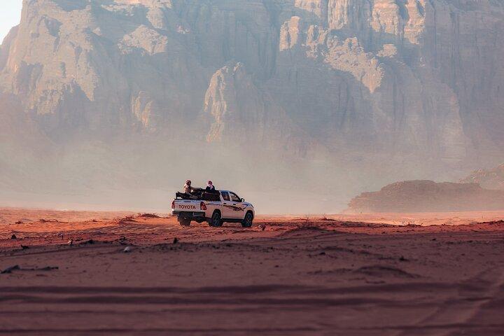 Jeep Tours in Wadi Rum with Bedouin Guide 2,3,4,5 hours | Magic Bedouin Star