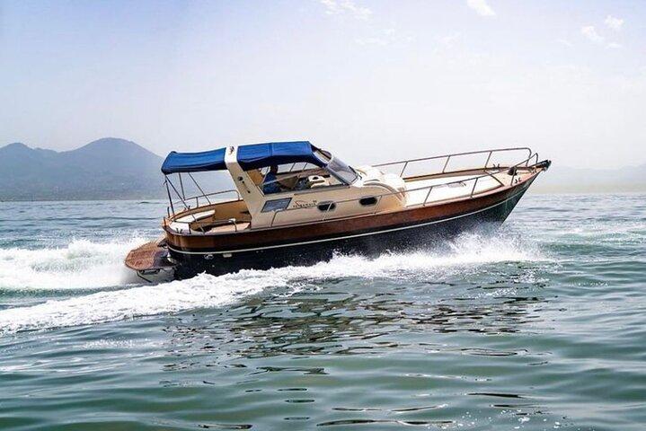 Transfer by boat from Naples to Capri, Ischia and the Amalfi Coast or vice versa