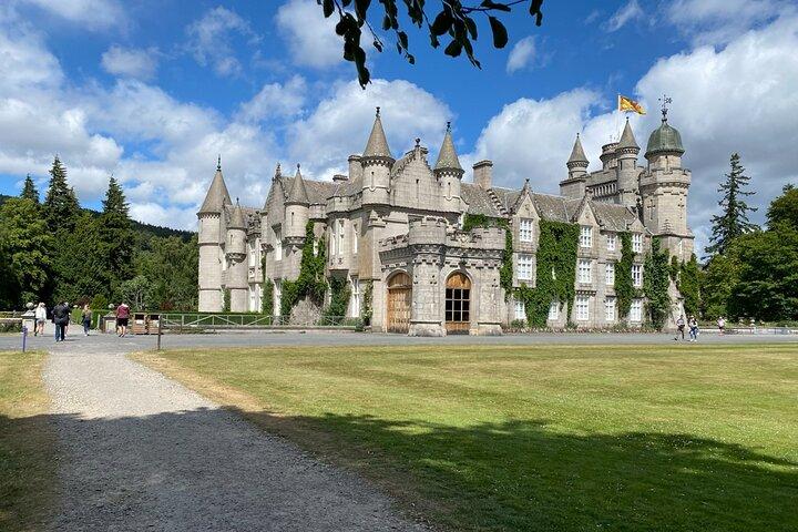 Private Balmoral Glamis Dunnottar Castles Tour from Aberdeen. Distillery option