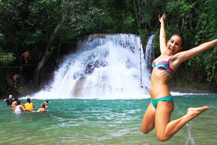 Full-Day Tour Llano Grande Waterfalls and Coffee Plantation in Huatulco!