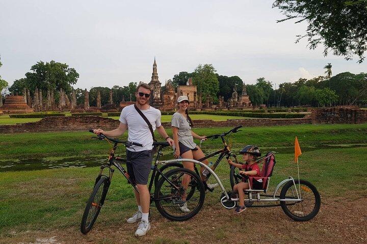 Full-Day Historical Park and Countryside Tour in Sukhothai