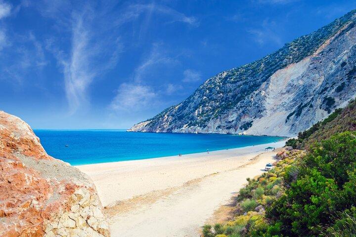 Myrtos Beach - A Swimming Experience !!