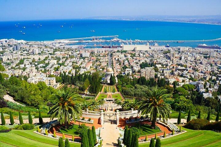  Romantic Walking Tour In Haifa for Couples