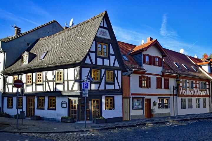 Discover Höchst Old Town of Frankfurt with a Local