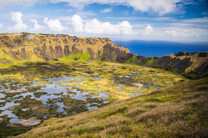 Half Day Private Tour: Rano Kau and Orongo the City of Kings