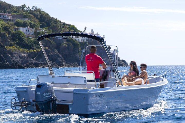 Private excursion to the island of Ischia by Conero 6.6m boat