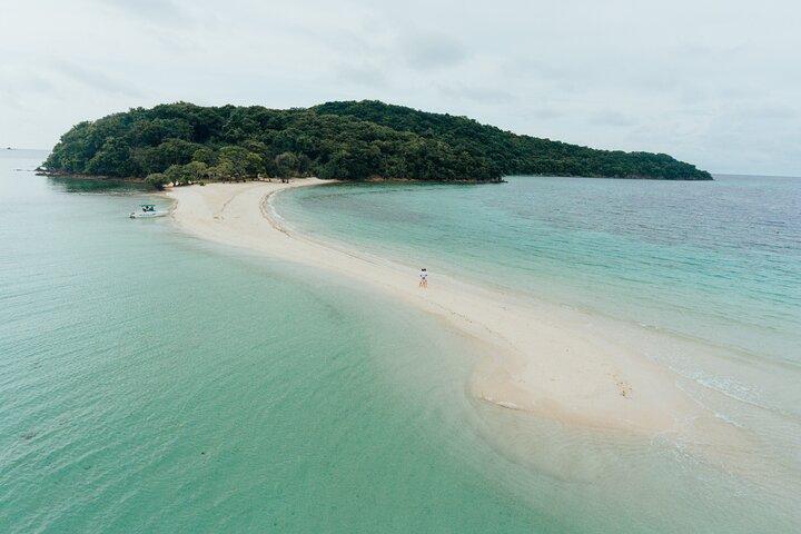 Best Coron Beaches to Malcapuya & Ditaytayan via Speedboat 