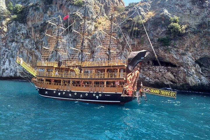 Alanya All Inclusive Pirate Boat Trip With Hotel Transfer
