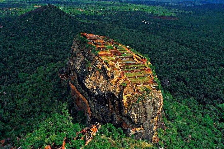 Private Day Trip To Sigiriya Rock and Dambulla Cave From Colombo