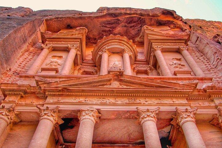 Petra 1-Day Tour from Tel Aviv with FREE Authentic Lunch