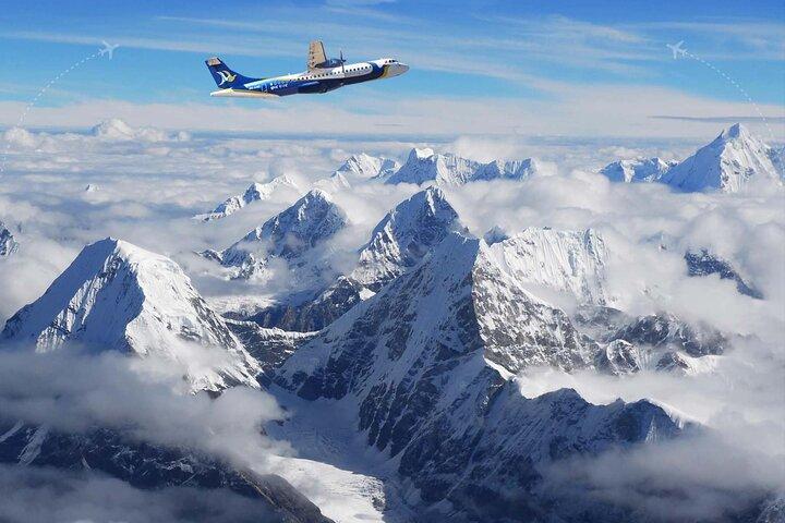 Mountain Everest Scenic Flight with Hotel Pickup and Dropoff