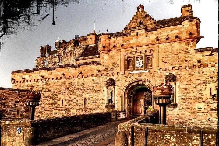 Edinburgh Castle Guided Tour - Tickets Included