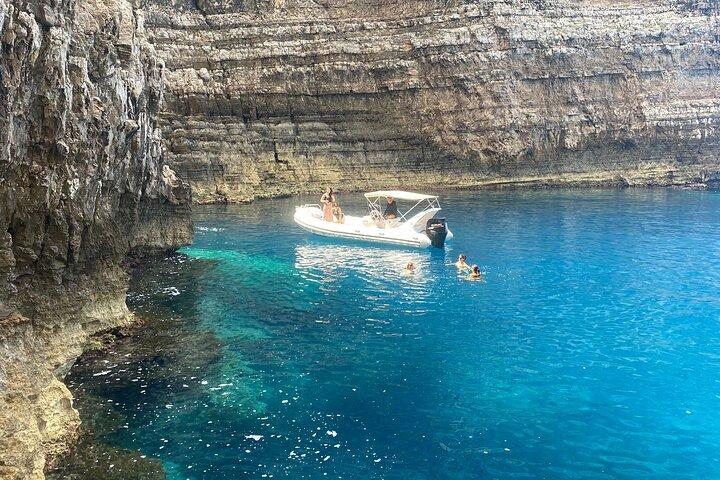 Private Half Day Boat Sazani Island & Haxhi Aliu Cave