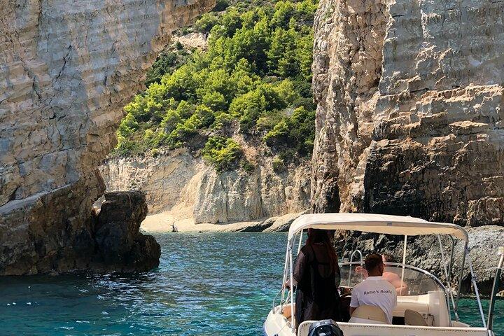 3-Hour Private Tour in Zakynthos, Cameo Island & Keri Caves