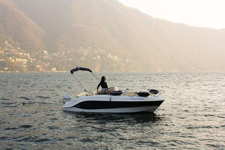 Self driving boats on Lake Como