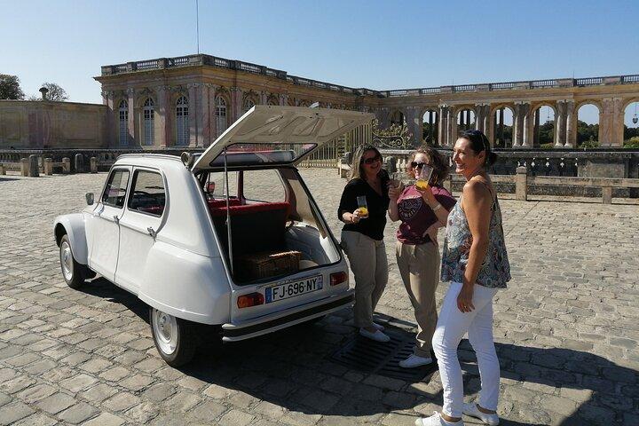 2-Hour Private Tour of Versailles in a Vintage Car (2CV)