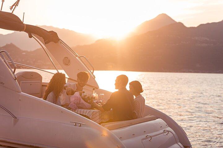 3 Hour Private Yacht Tour on Lake Como