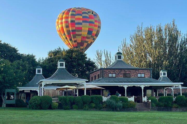 Early Morning Balloon Safari with Breakfast from Magaliesburg