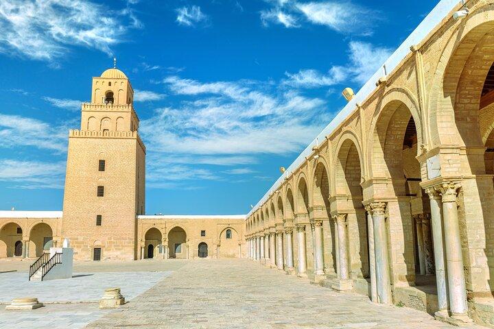 The authenticity of the story: Kairouan and El Djem for a day