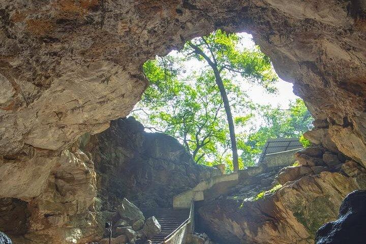 Vizag to Borra Caves and Thotlakonda Buddhist Complex Day Tour
