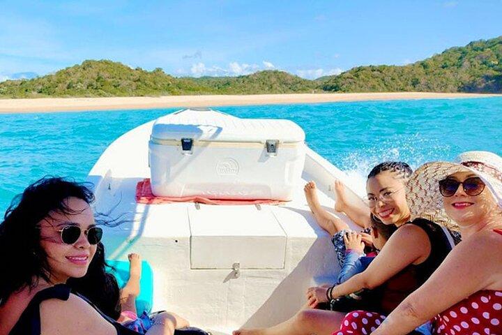 4 Hours Private Bay Tour in Huatulco