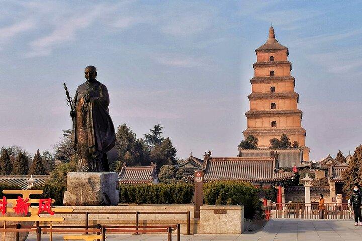 2-Hour Private Tour of the Big Wild Goose Pagoda by Subway