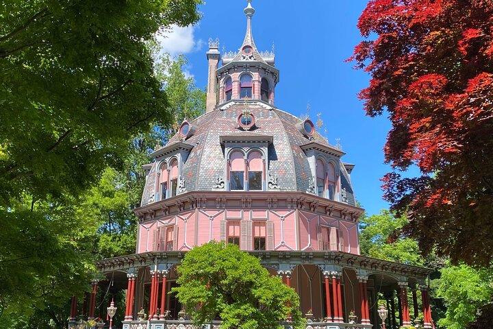 Private Tour of The Armour-Stiner Octagon House in New York