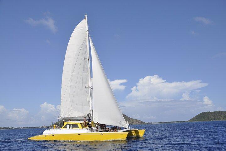 St Kitts Deluxe Catamaran Snorkeling Tour With Lunch