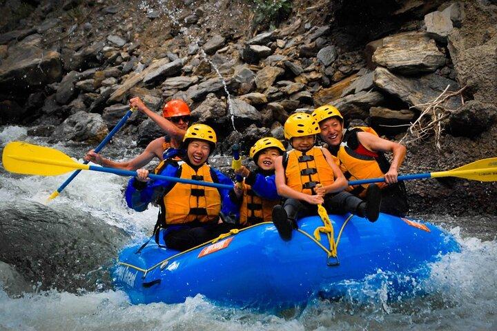 Raft the Beginner stretch on Clear Creek!
