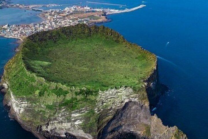 Jeju Island English Flexible Private Tour from 1 to 13, 10 tours 