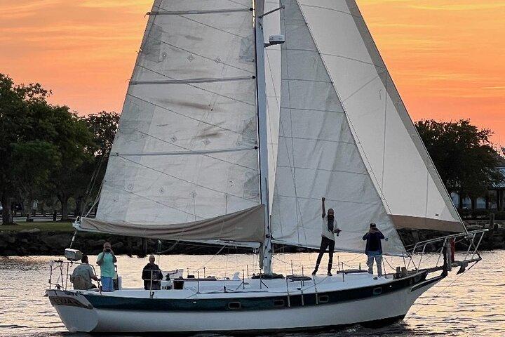 Sailing Charters in Wilmington