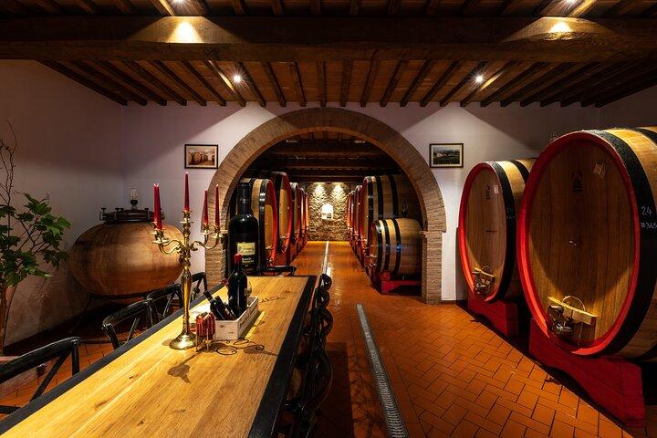 Montalcino: Cellar Tour, Brunello Tasting and Appetisers