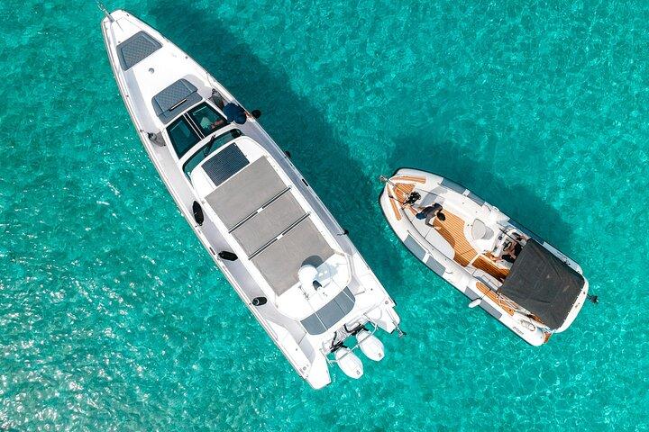 Private Luxury Boat Tour to Antiparos, Despotiko, Blue Lagoon