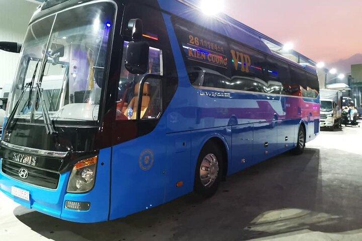 Bus Ticket: Ha Giang to Halong : Sleeping Bus