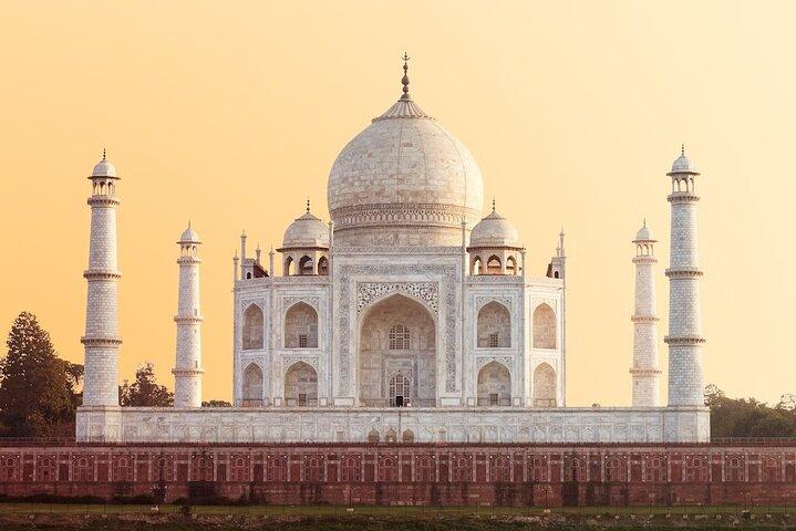 Full Day Trip To Taj Mahal By Car From Delhi