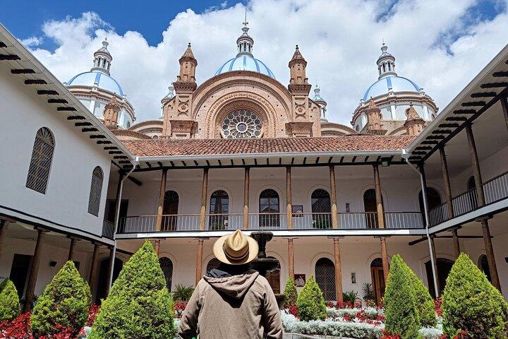 Walking Tour Through The Historic Center Of Cuenca