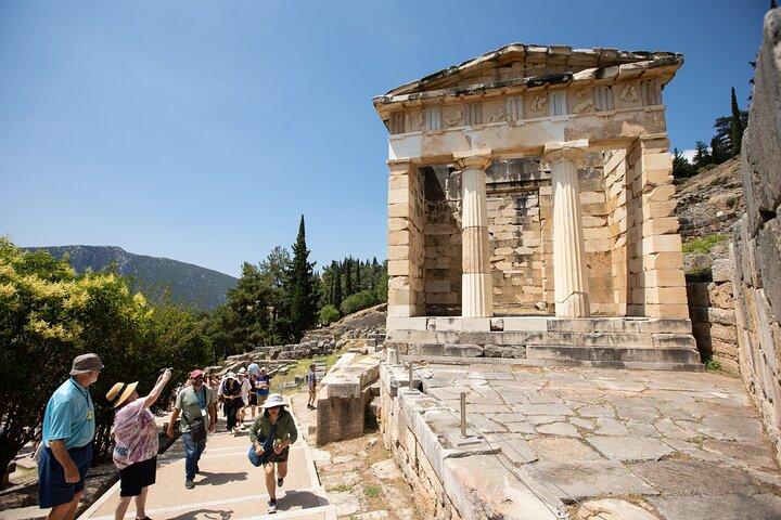 Delphi One Day Trip from Athens with Pickup and Optional Lunch