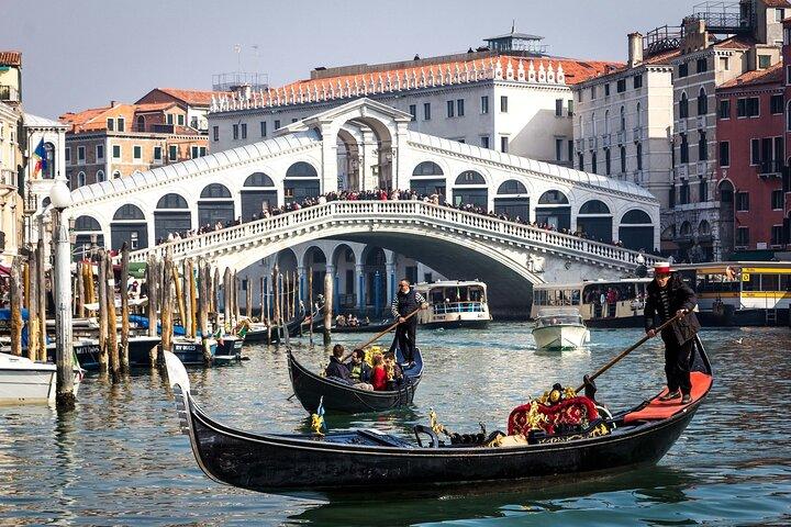 Private Direct Transfer From Ravena to Venice