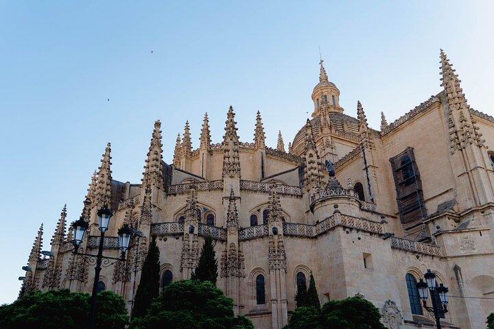 Half Day Segovia City with Ticket Cathedral of Segovia Audio Tour
