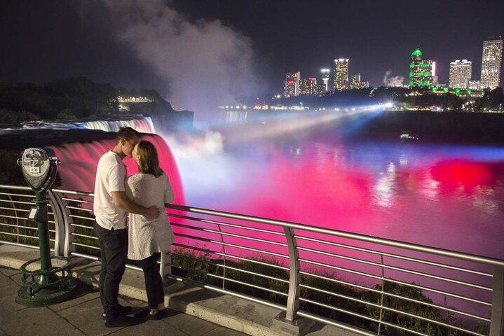 Niagara Falls Illumination Lights Show & Fireworks Tour 