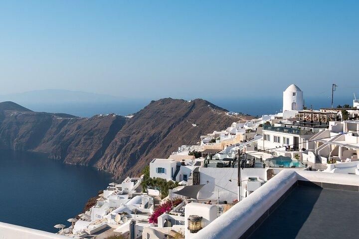 Small group Tour and Photo Lessons in Santorini with Photographer