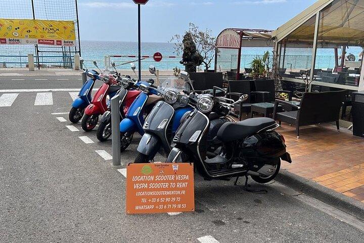 Vespa scooter rental to explore the French Riviera