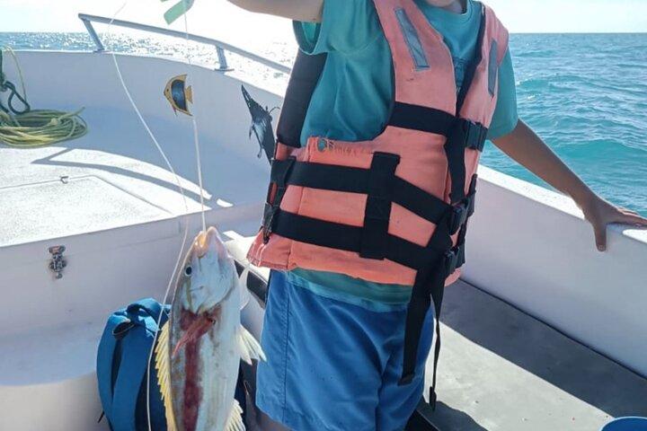 Holbox - Fishing & Snorkeling in Cabo Catoche and Punta Mosquito 