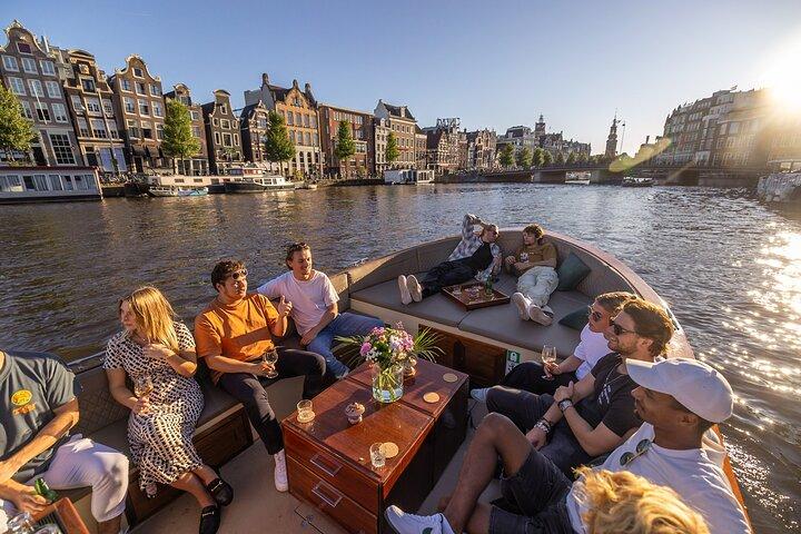 2 Hour Exclusive Canal Boat Cruise w/ Dutch snacks & Onboard Bar