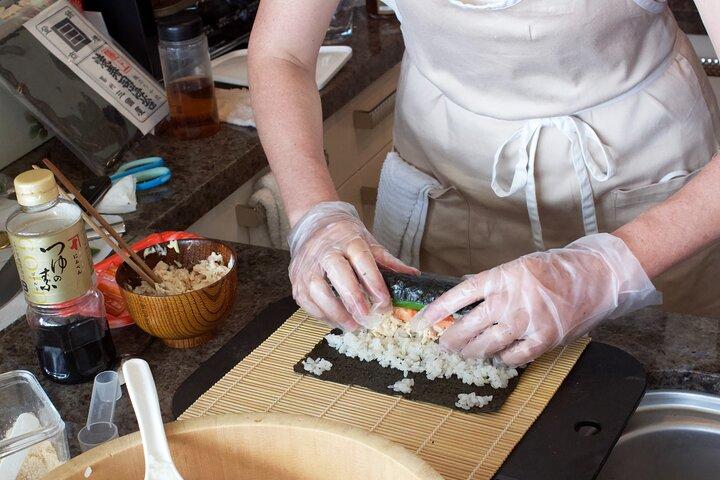 3-Hour Shared Halal-Friendly Japanese Cooking Class in Tokyo