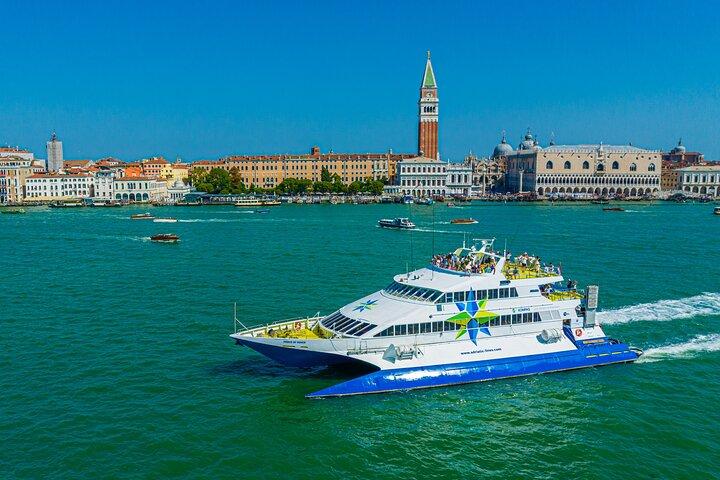 Poreč to Venice Day Trip by High-Speed Catamaran