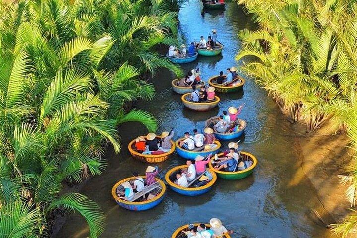 Hoi an Coconut Boat and Hoi an Ancient Town Tour