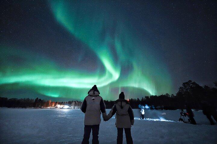 Aurora Hunting Guarantee Tour with Photography