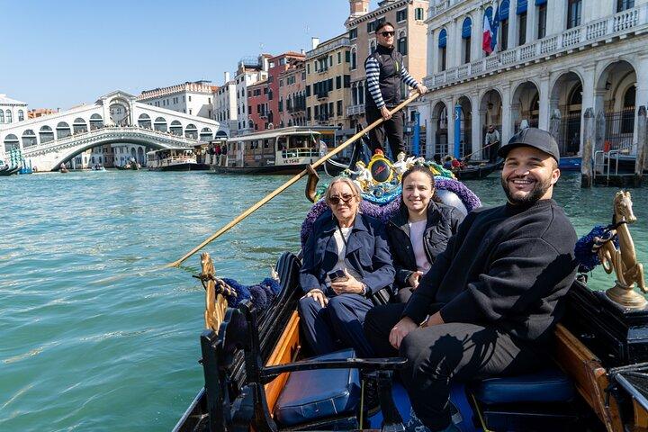 Venice in A Day: St Mark's Basilica, Doge's Palace & Gondola Ride
